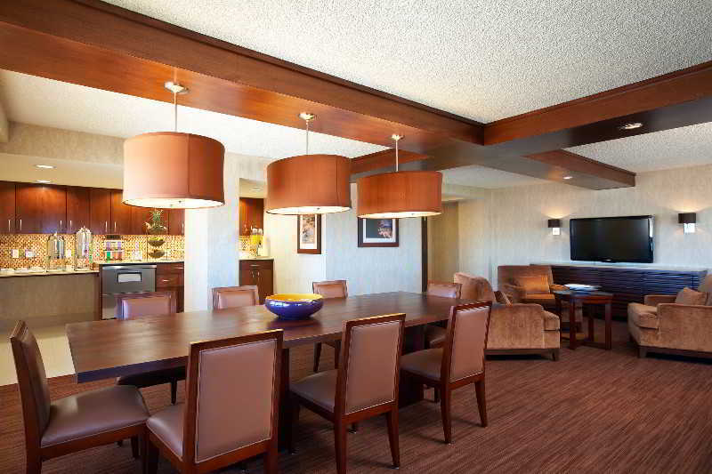 Sheraton Albuquerque Airport Hotel Restaurant photo